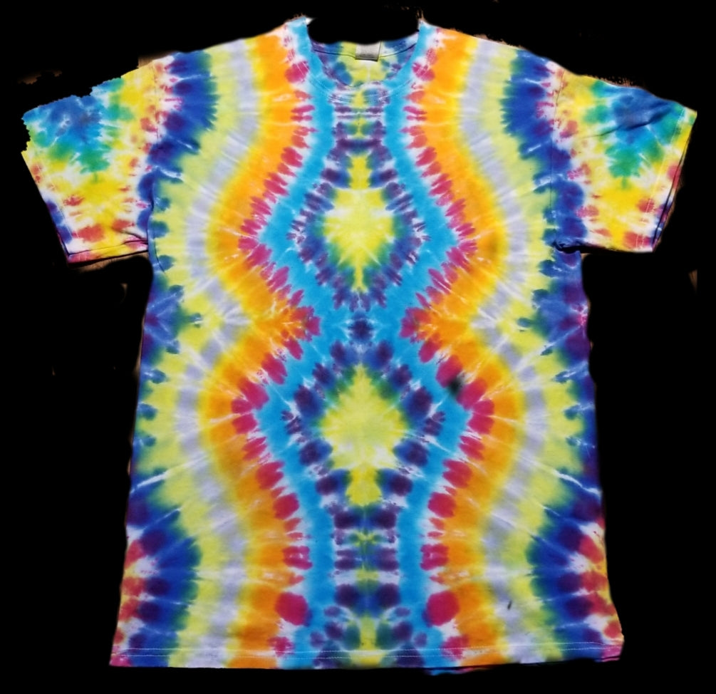 Tie dye short sleeve t-shirt. Medium